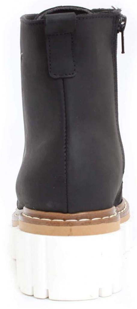 SADE NA224705