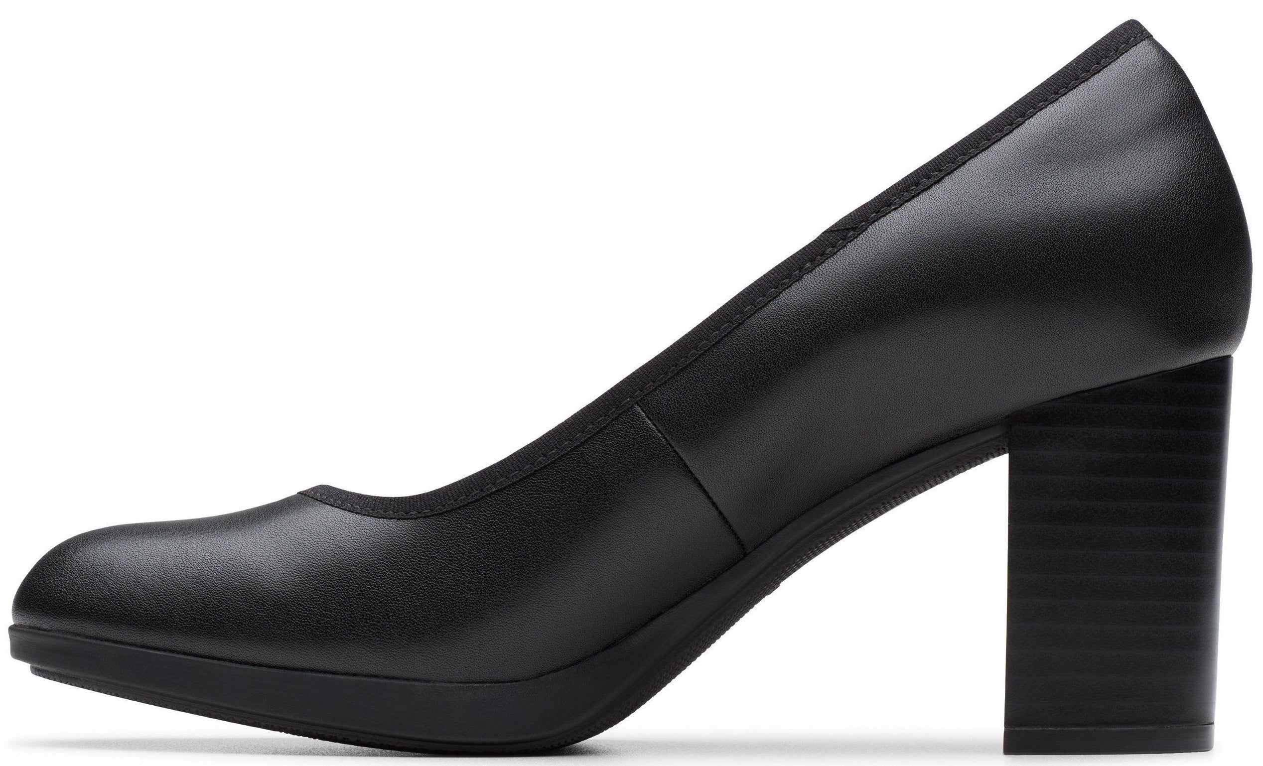 BAYLA CARLY 26184303